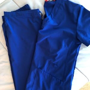 Women’s scrub set top and bottom